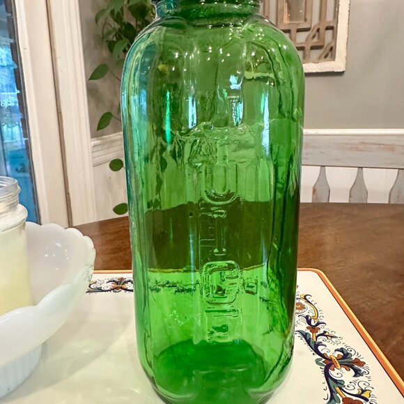 vintage green glass refrigerator bottle - Picture 4 of 7
